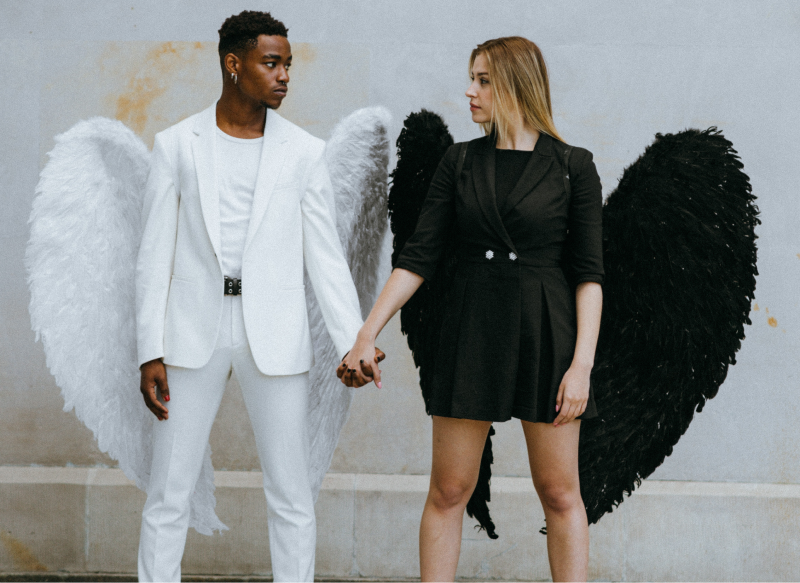 How to Choose The Best Matching Couple Outfits to Wear Together – The  Streets